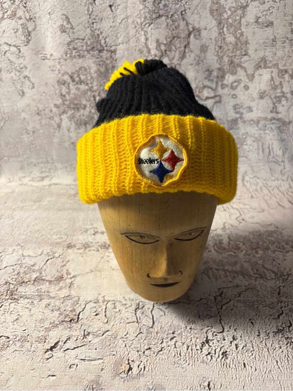 Pittsburgh Steelers Pom Pom Beanie